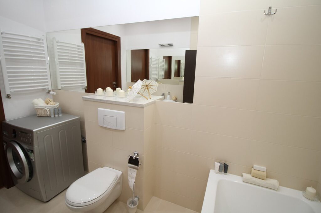 bathroom 2094736 1280