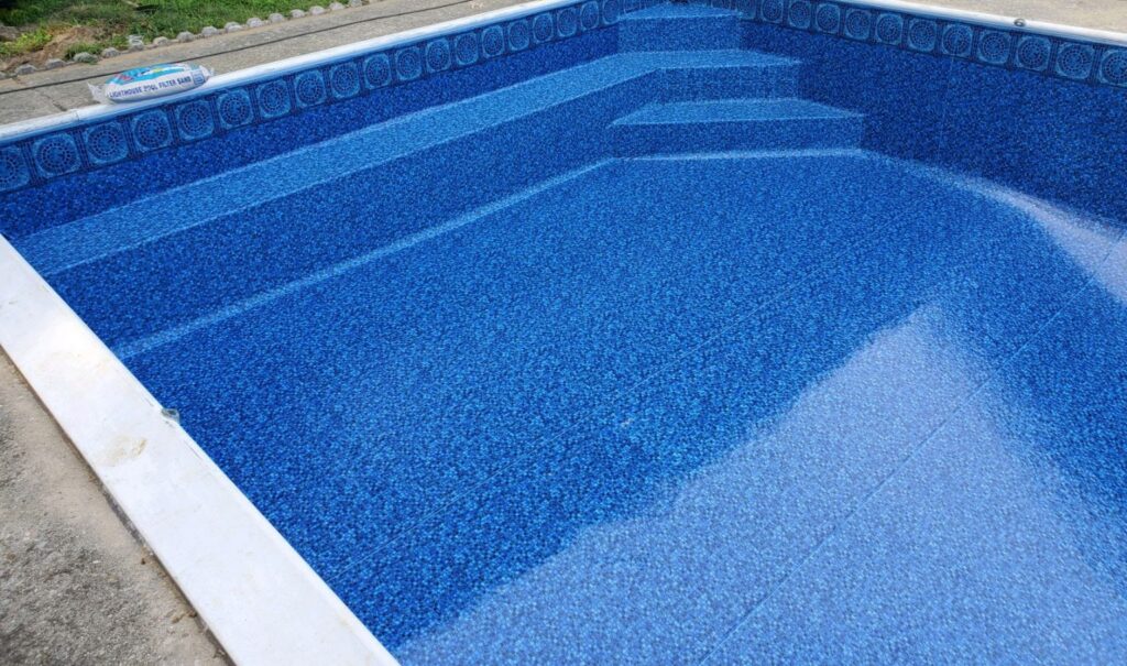 Pool Liner Leak