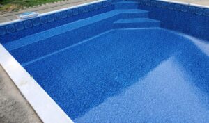 Pool Liner Leak