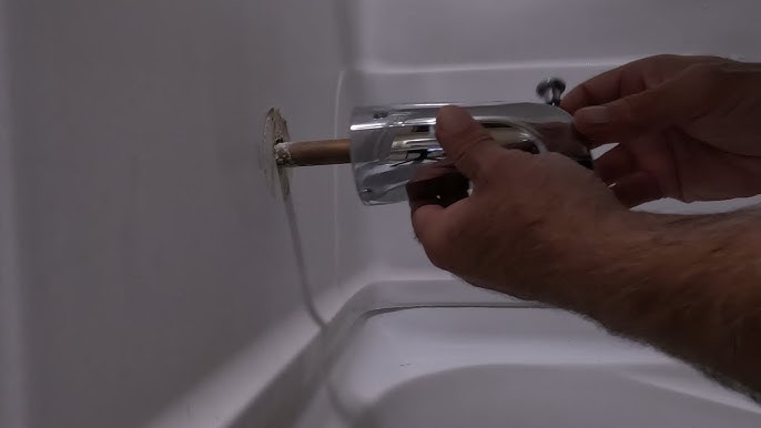 Tub Spout Leaking When Shower Is On? Here’s What It Really Means 3 Tub Spout Leaking 2